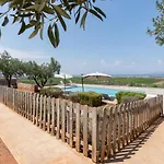 The Olive Hill Semesterbostad