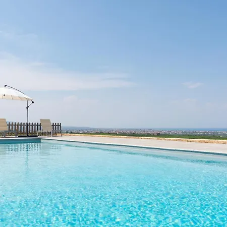 The Olive Hill * Assos (Corinthia)