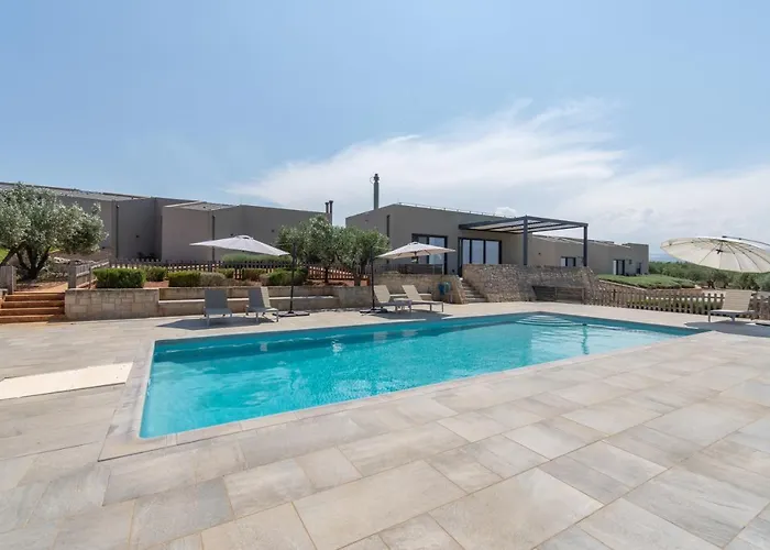 Дом отдыха The Olive Hill Assos (Corinthia)