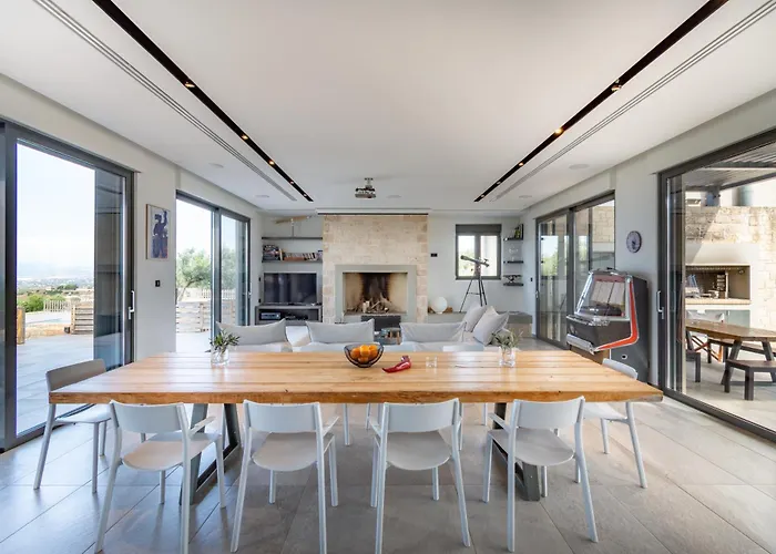 The Olive Hill * Ássos